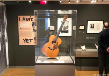 Guitar at Woodie Guthrie exhibition