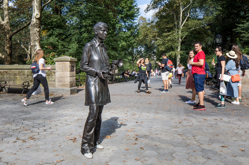 Statue of Diane Arbus