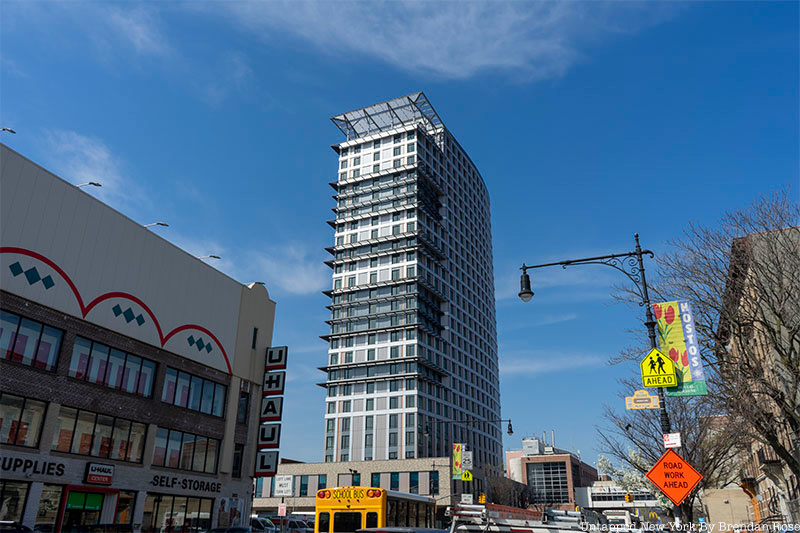 A luxury high-rise in the location of a demolished Snyder school building in the South Bronx, April 2022.