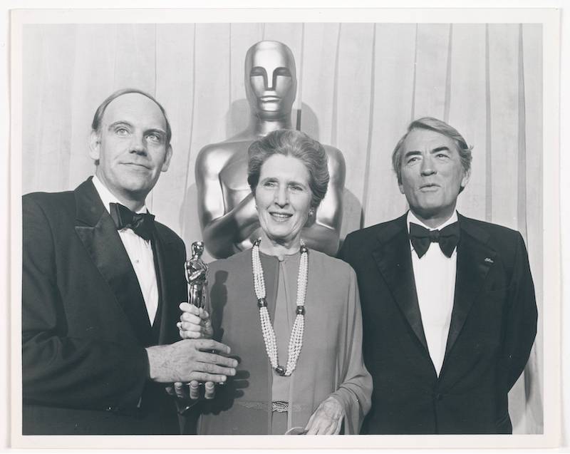 Richard Oldenburg and Mrs. John D. Rockefeller 3rd with Gregory Peck accepting an Oscar in 1979