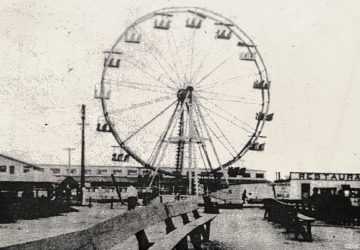 Clason Point amusement park ferris wheel