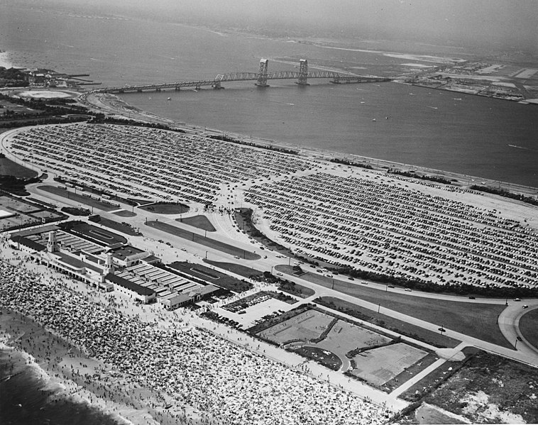 View of Marine Parkway Gil-Hodges Memorial Bridge in 1956. Photo Courtesy of MTA