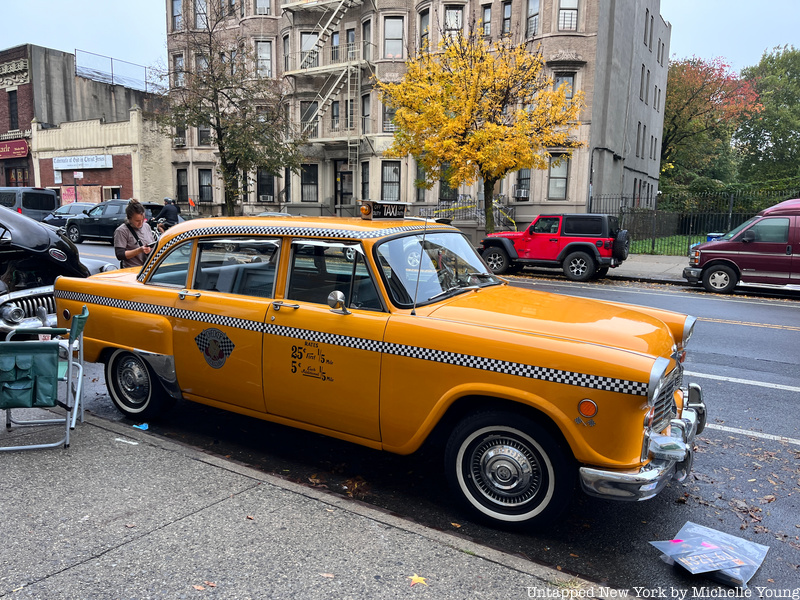 Set of Marvelous Mrs. Maisel with vintage yellow cab