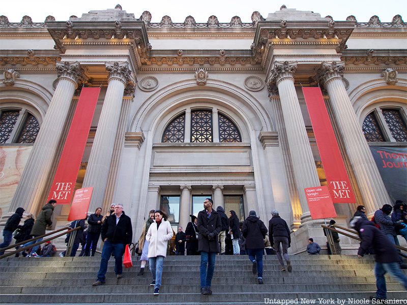 Main entrance to the Metropolitan Museum of Art