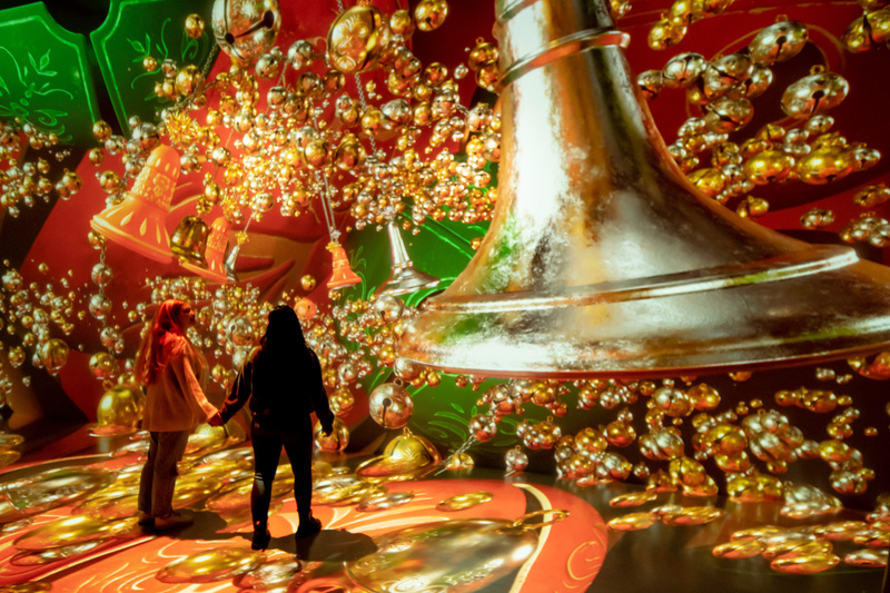 Immerse yourself ARTECHOUSE NYC's new holiday experience, Spectacular Factory, a digital holiday multiverse beneath Chelsea Market!