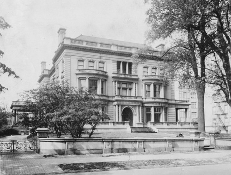 The lost Seaman's Mansion in Brooklyn