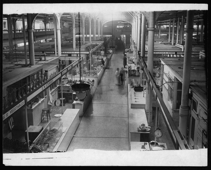 Washington Market Interior 1917