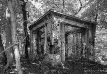 Ruins of the The Knollwood Estate, King Zog ruins
