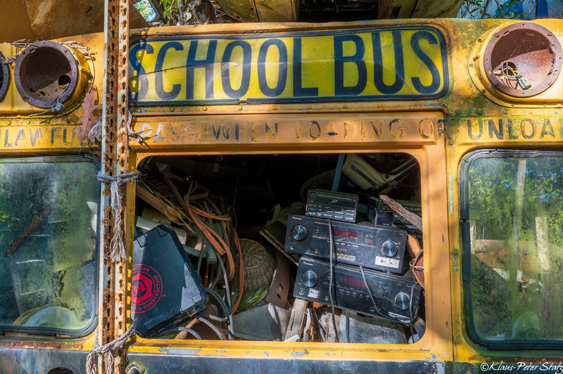 Abandoned schoolbus 