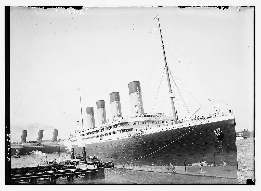 SS Olympic arriving in NYC