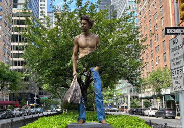 Travelers sculpture on Park Avenue
